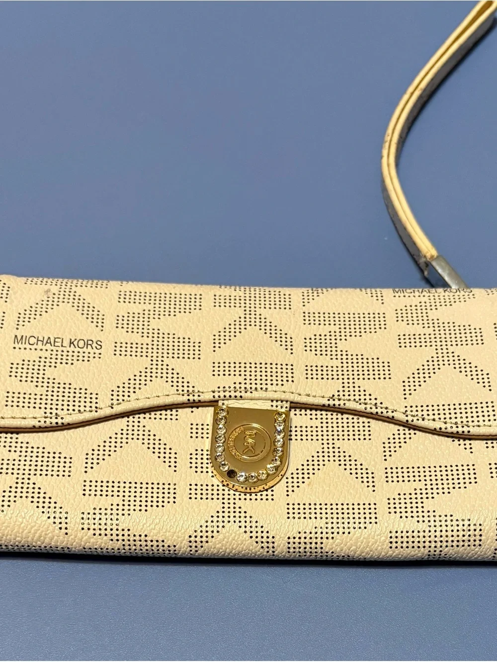 Michael Kors Beige Gold-Accent Wristlet phone wallet